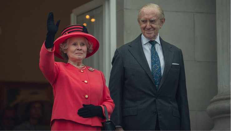 Perché l'ex addetto stampa della regina ha accusato The Crown