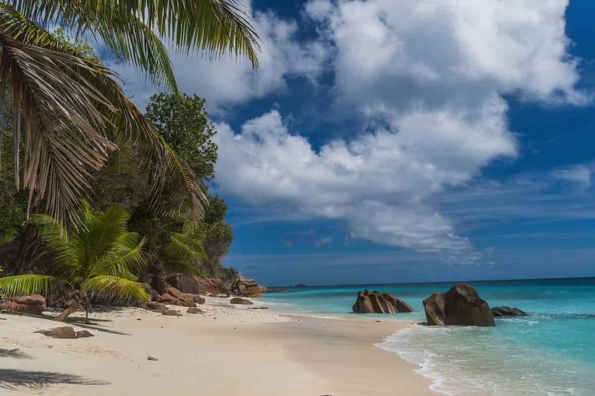Viaggio sostenibile su un'isola da sogno
