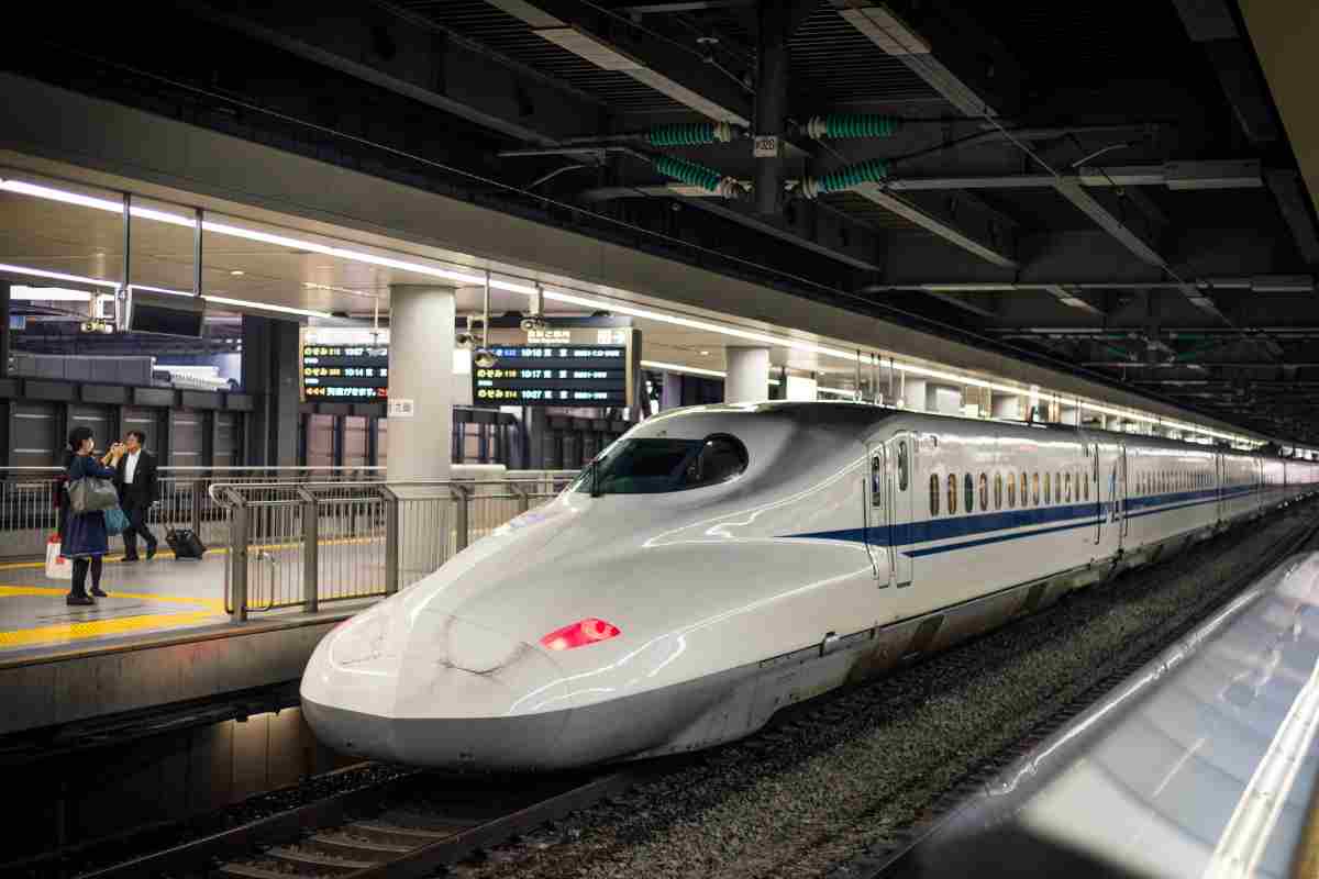 treni giapponesi differenze europei